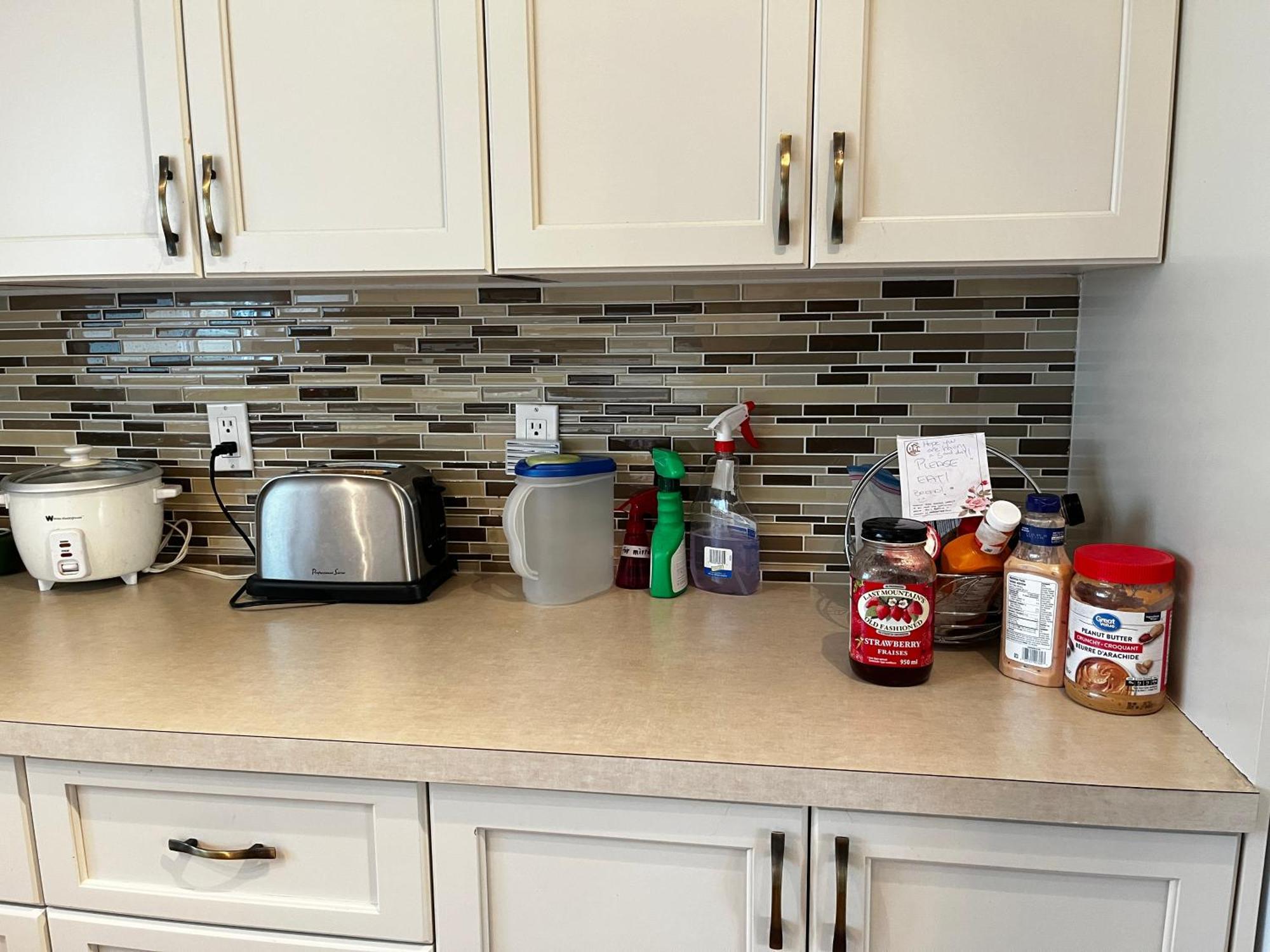 Beddington Masteroom Close Airport! Homestay